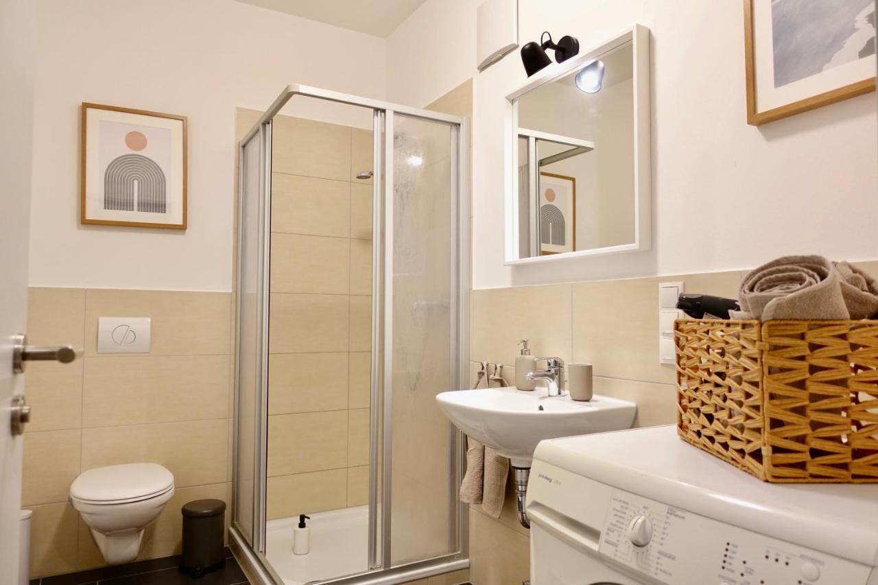 Neu - Gemuetliches Und Modernes Apartment Mit Stellplatz Koblenz  Ngoại thất bức ảnh